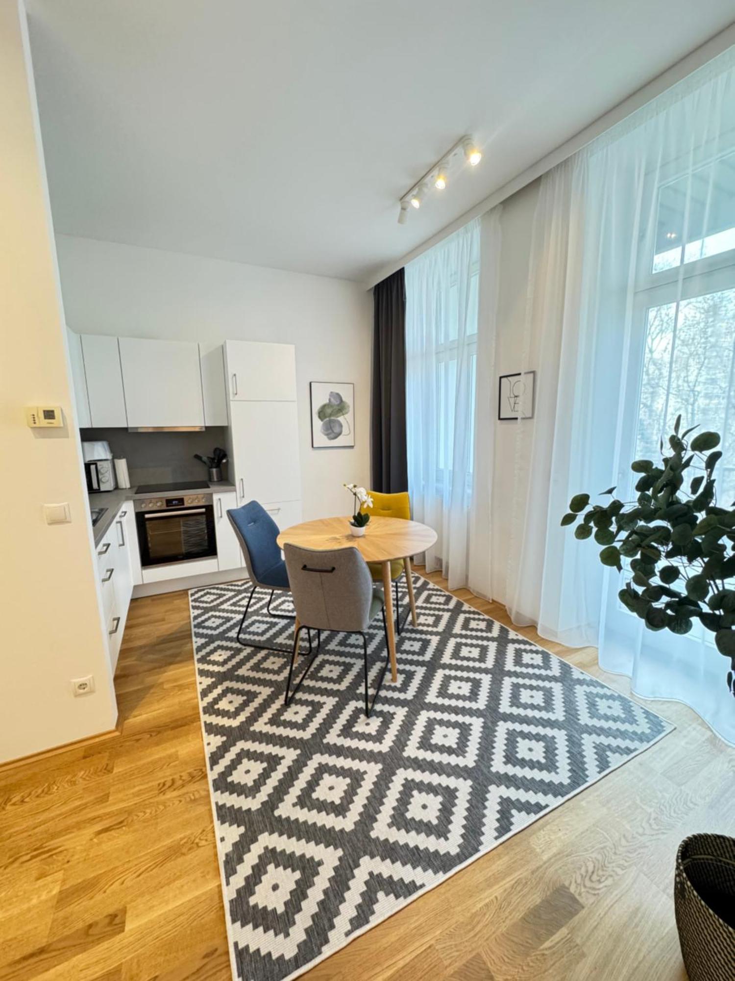 Trendy Apartment Zentral Gelegen Відень Екстер'єр фото